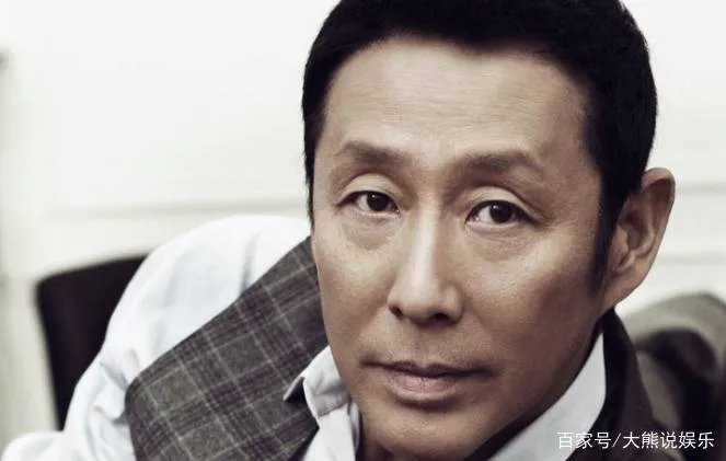 陈道明对她一见钟情，李幼斌为她净身出户，这个女人到底何德何能。她是谁？