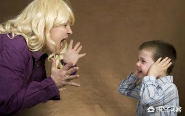 南京一位小学生一年被妈妈说了1万个“笨”,无奈地写了篇作文,你怎么看?