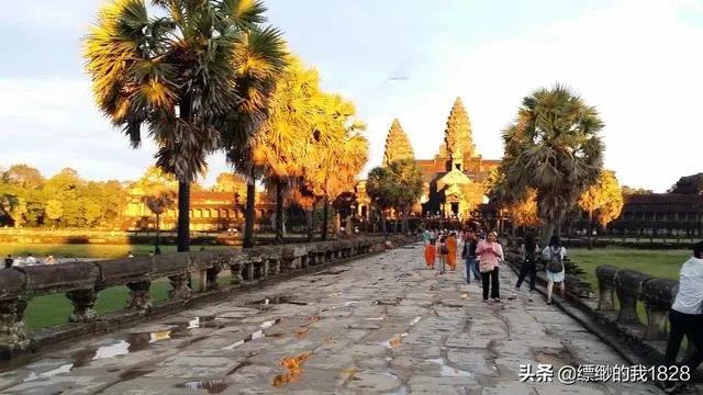 你认为长得丑与长得帅气的有什么区别?