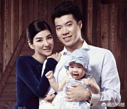 黄奕被前夫爆私密照：不离婚，不知道一个人能有多恶毒？