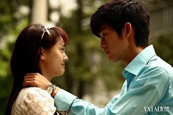 张翰谈感情落泪曾认定郑爽为未来的妻子