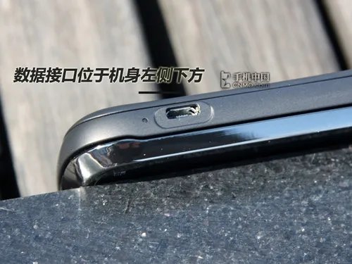 延续经典性能攀升 摩托罗拉CLIQ 2评测