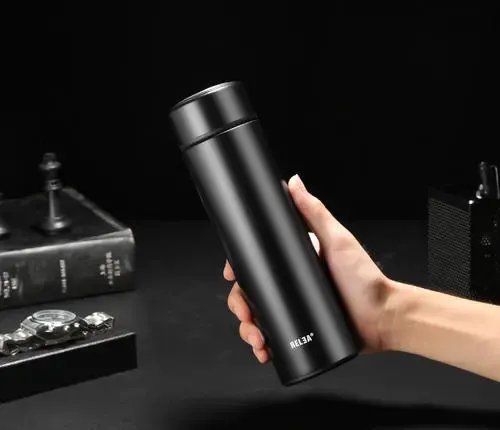 泡了红枣水的保温杯,为何会突然爆炸呢?