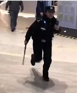 为什么说她是全中国最美的逆行者?