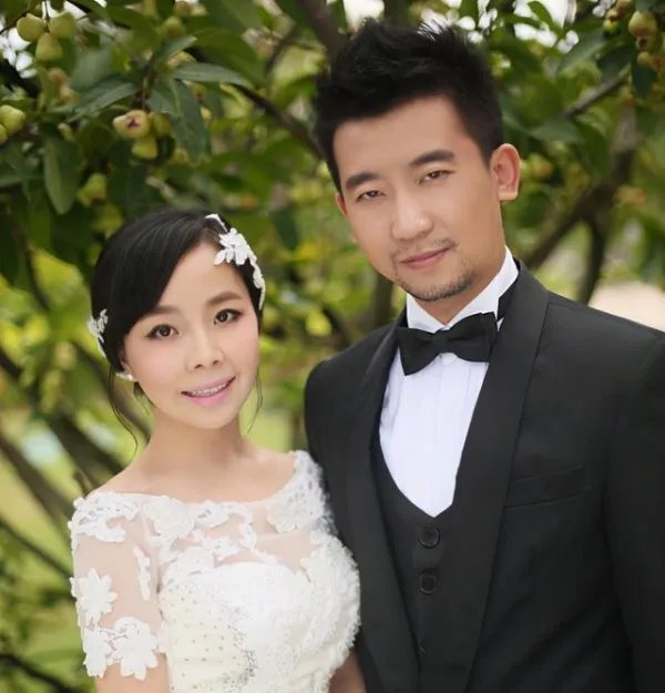 草帽姐卖惨被批炒作,嫁初恋的王二妮如今咋样?