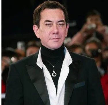 王晶如何回应黄秋生大骂他？