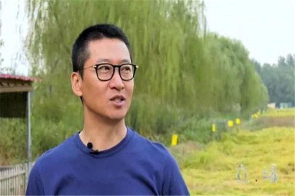 周杰回应因得罪陈道明被封杀，两人之间发生了什么矛盾？