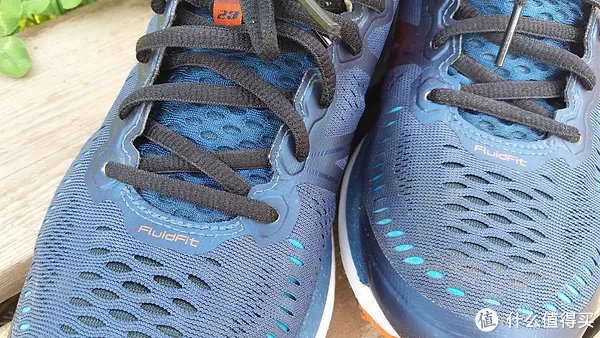 ASICS 亚瑟士 GEL-KAYANO 23 跑步鞋体验评测