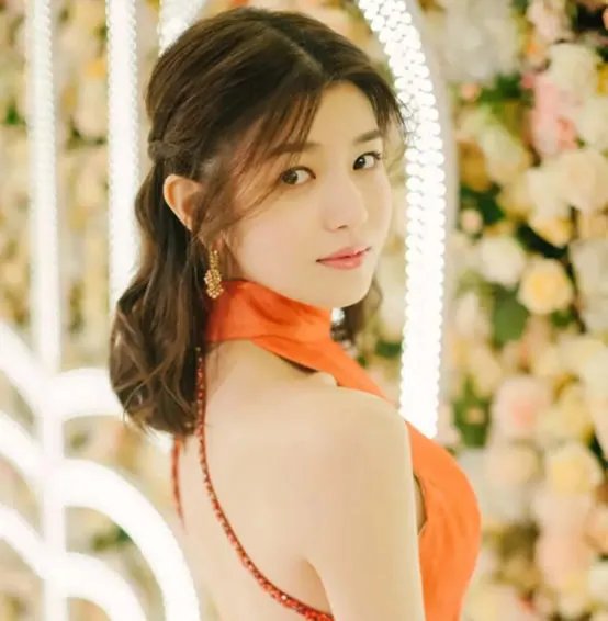 陈妍希的个人资料(简介,身高,年龄,三围,图片)