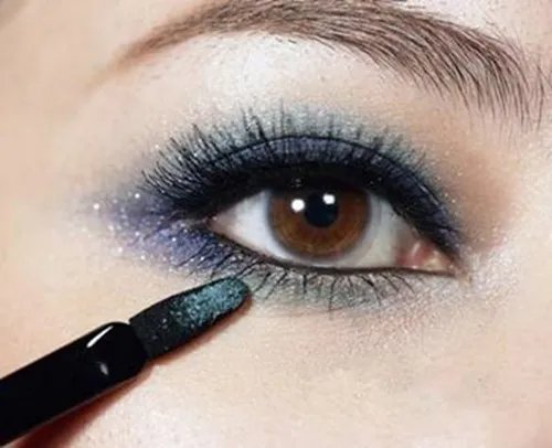 烟熏妆的画法介绍 画烟熏妆有哪些注意事项