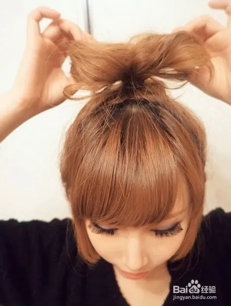 梳头发的方法图解