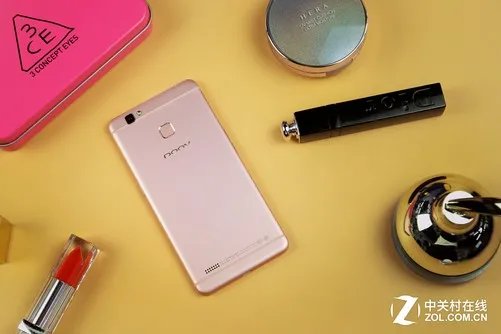 实力与颜值担当 朵唯A6手机全面评测