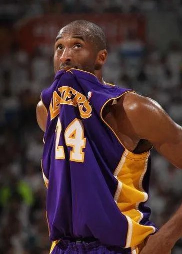 科比单场最高得分是81分,那他单场最低得分又是多少?