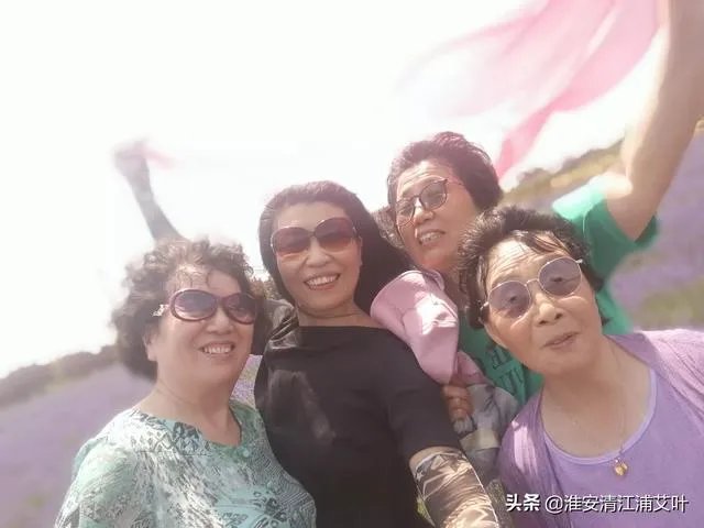 您是怎样喜欢上广场舞的,有没有一次偶然的原因呢?