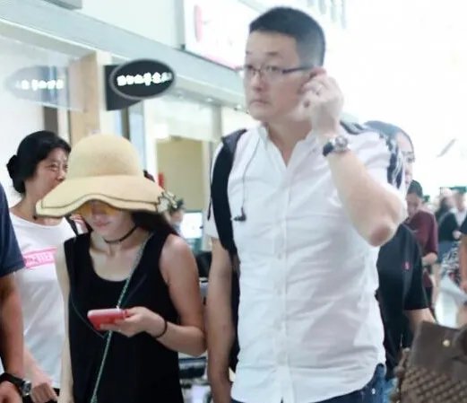 姚笛与男友现身，新男友是什么人？