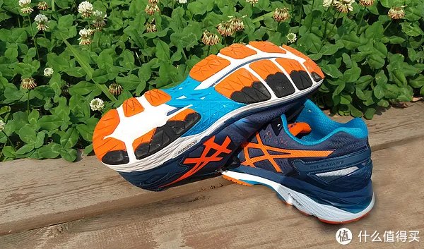 ASICS 亚瑟士 GEL-KAYANO 23 跑步鞋体验评测