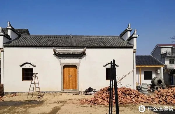 明星豪宅有啥好羡慕的，中国真正的千万豪宅都在农村！