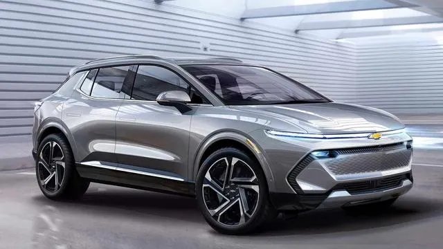 新款雪佛兰suv车型5座(年轻人首款纯电轿跑SUV)
