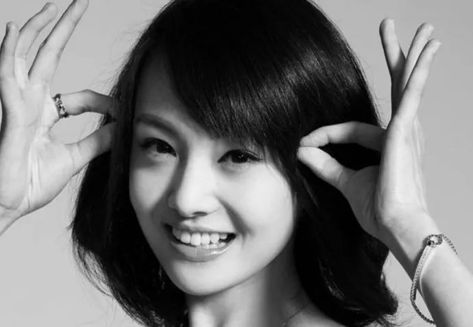 新进展！郑爽被曝已与孩子通视频，第一句话便落泪，你知道她说了什么吗？