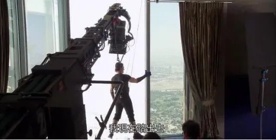 《碟中谍4》汤姆克鲁斯是如何爬迪拜塔的?有何保护措施?