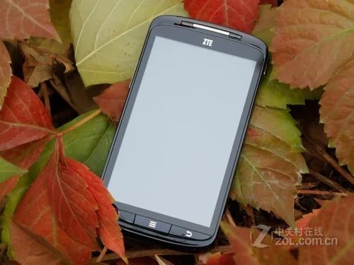 千元大屏智能机 中兴V960济南特价999元