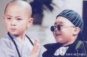 向华强都不敢惹,王宝强要行晚辈礼,释小龙究竟是什么身份?