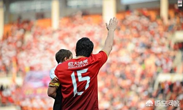 昔日世界第三高薪的孔卡，从恒大，上港离开后，现在在做什么？近况如何？