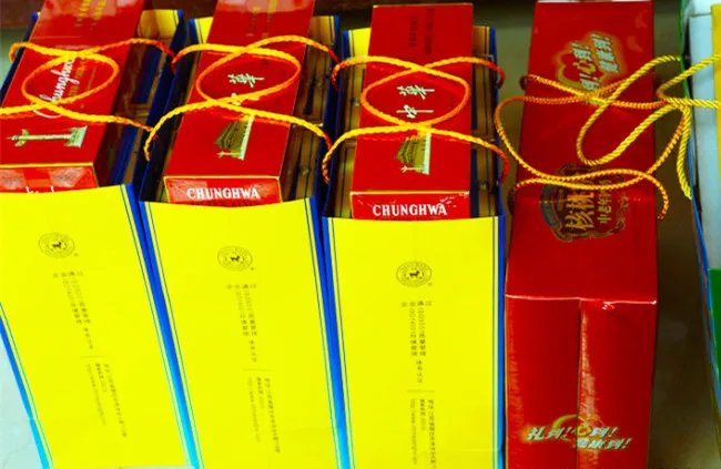 提亲买什么酒 提亲到底谈些什麼