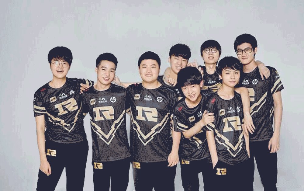 RNG公布夏季赛名单,上单AJ狼行Zrr三人,打野卡萨不见mlxg,他会就此退役吗?