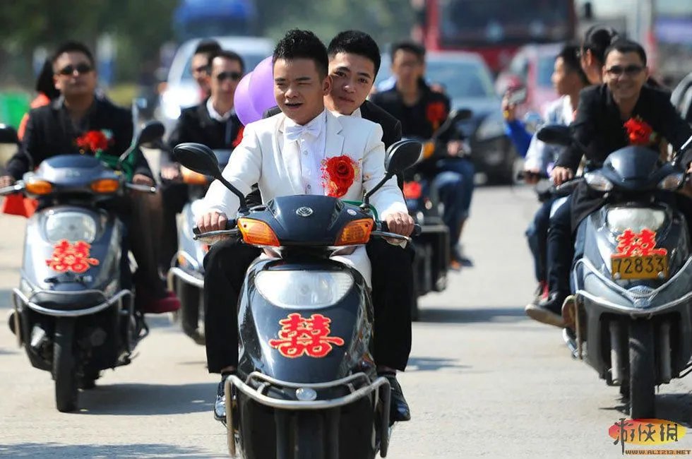 基友一生一起走!福建首对男同志公开结婚啦!