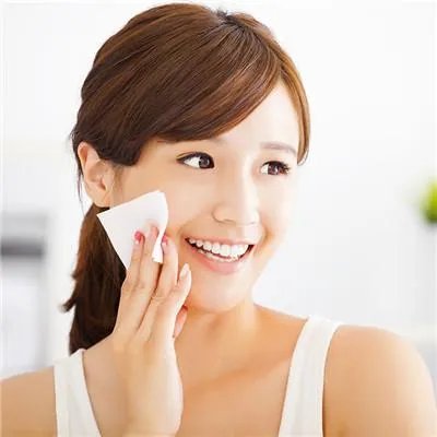 青春痘粉刺治疗的有效方法