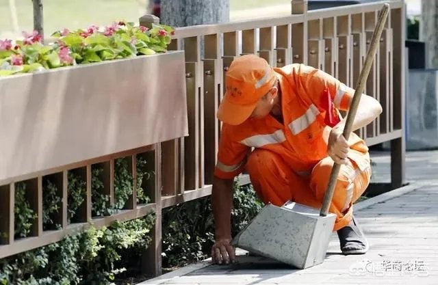 西安环卫工的现状如何?如今待遇怎么样?