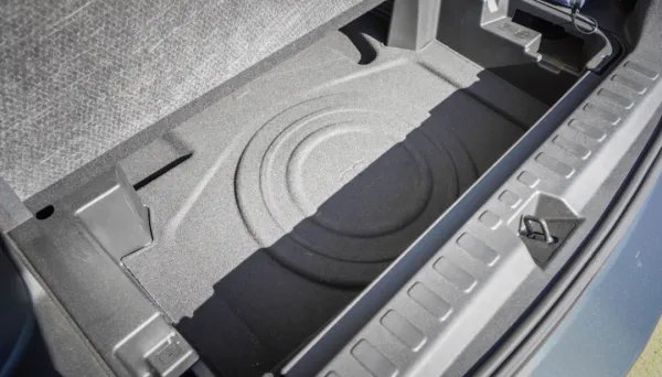 问题解决了,颜值更高了,改款后的新探界者更显诚意