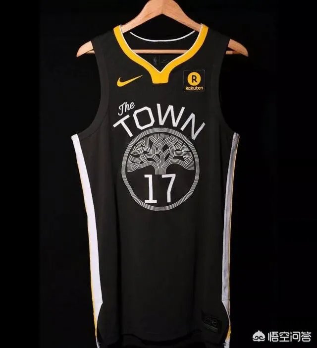 开拓者球星利拉德身上有金州勇士队标的纹身，这是怎么一回事？