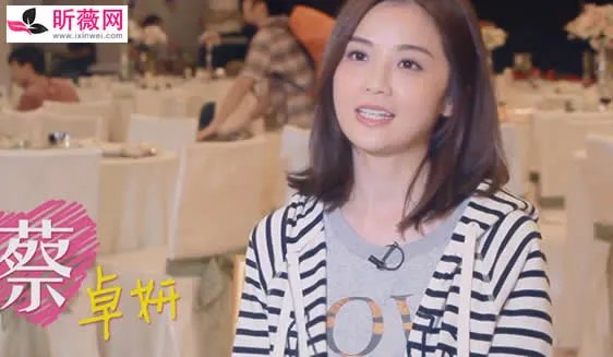 蔡卓妍老公郑中基离婚原因:蔡卓妍为什么叫阿sa