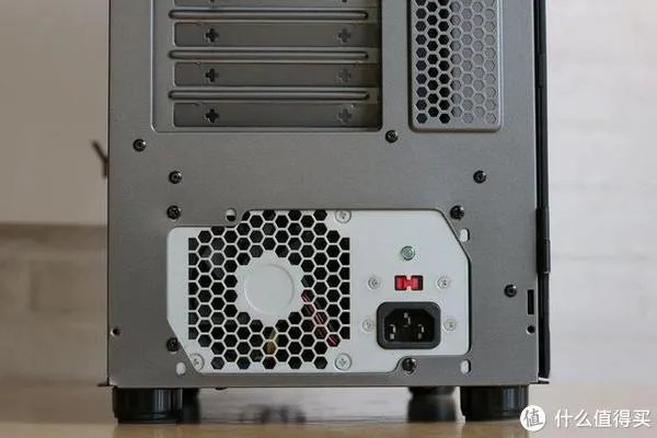 防尘机箱测评