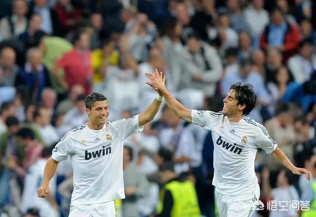 请问卡卡算巨星吗？