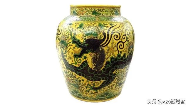 如何鉴定明嘉靖篮釉瓷?