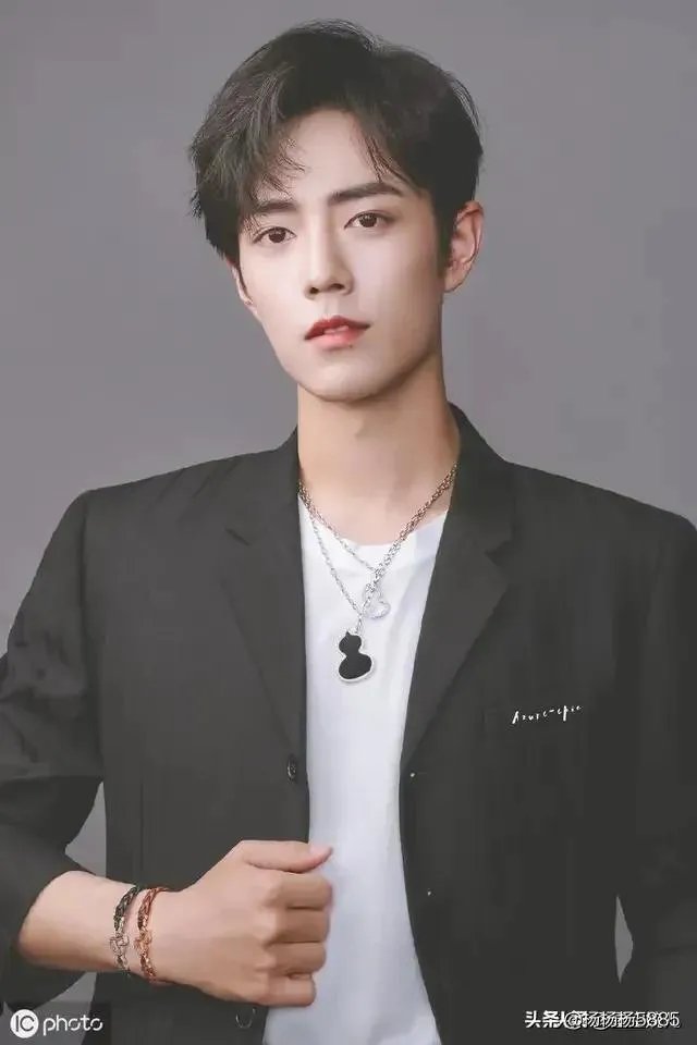 肖战今年可能会参加哪个卫视的跨年演唱会，为什么？