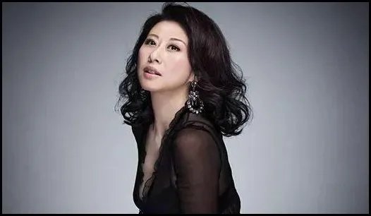 倚天屠龙记的那个插曲是什么名字 李连杰电影版的那个