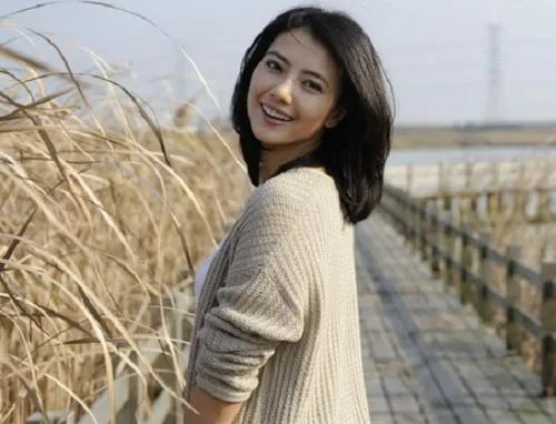 高圆圆和于小伟接吻门照片 自爆和于小伟分手的四个原因揭秘