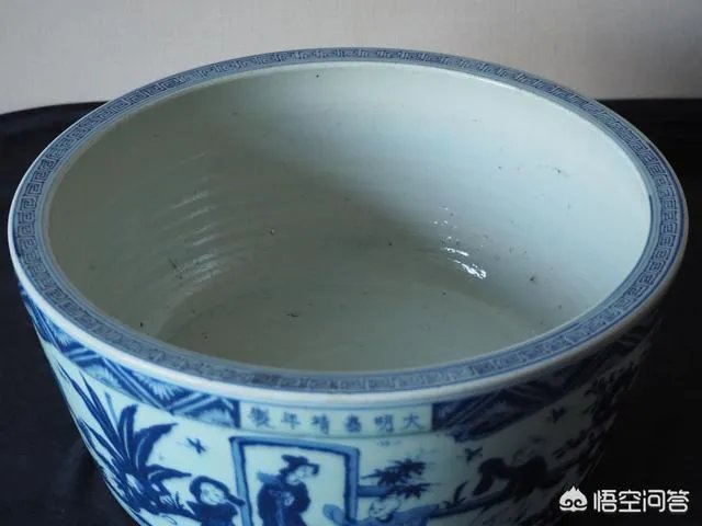 如何鉴定明嘉靖篮釉瓷?