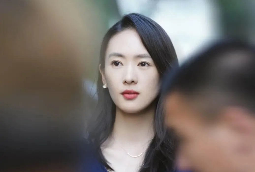 《三十而已》开播8.1分，当初辞演的佟丽娅现在心情如何？