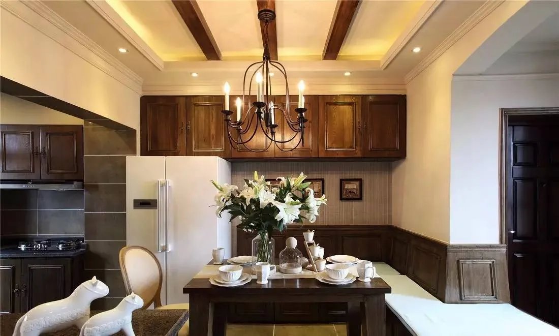 八卦丨周杰伦1.4亿豪宅曝光,你们三个人住会不会太大了点?