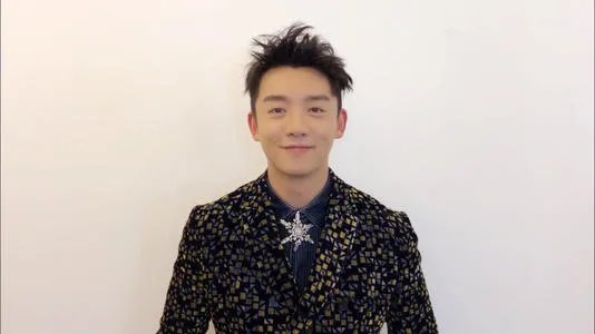 郑恺控股公司被强制执行,执行金额3300万元,究竟为何被强制执行?