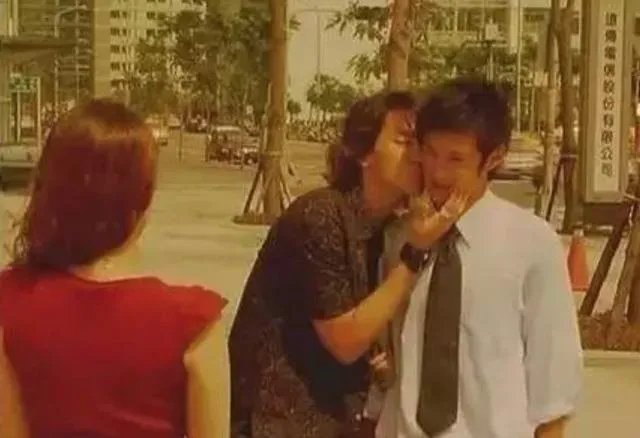 余文乐结婚了,为什么大家都艾特彭于晏?