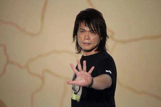 刀郎和伍佰,他们两个谁作词作曲唱功厉害?