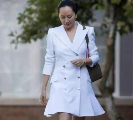 孟晚舟以不认罪方式获释令人欣慰,这种获释说明了什么?