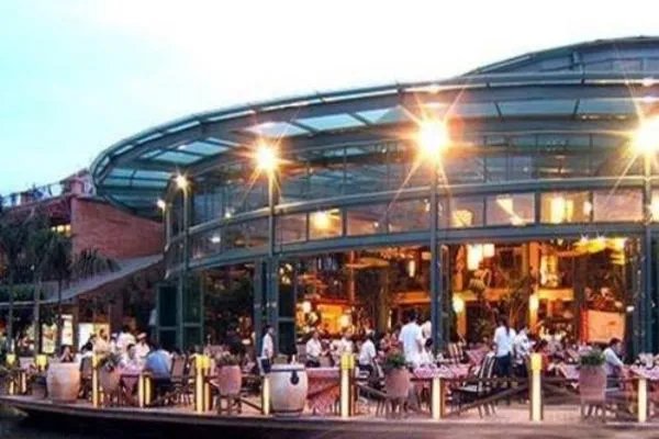 广州十大酒吧,苏荷酒吧上榜CK,vins充满科技感