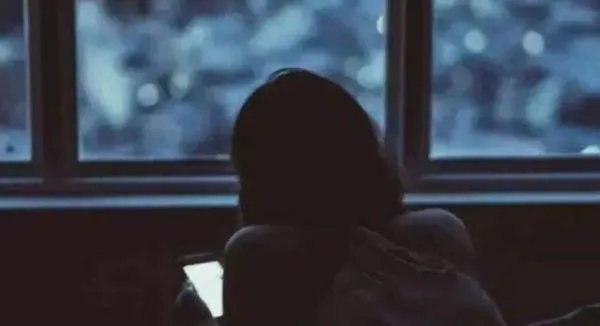 每天都要2点后才睡，真怕会猝死，人熬夜到什么程度会猝死？